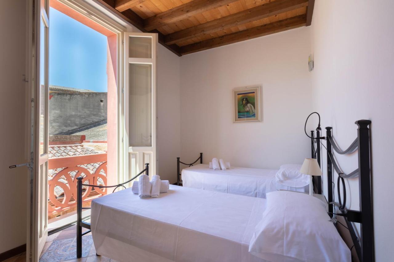 Maison Belle Époque&suites Oristano Esterno foto