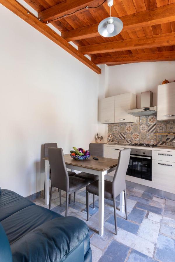 Maison Belle Époque&suites Oristano Esterno foto