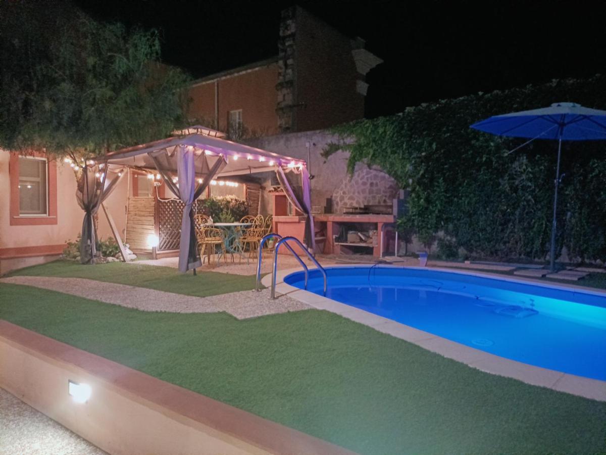 Maison Belle Époque&suites Oristano Esterno foto